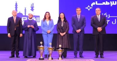 وزيرة التضامن: توزيع 198 مليون وجبة غذائية خلال أقل من عام