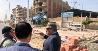 محافظ الدقهلية يتفقد مدخل نبروه.. ويؤكد: استمرار رفع كفاءة الشوارع