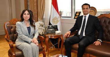 وزيرة الإسكان تبحث مع مدير عام صندوق التنمية وإعادة إعمار ليبيا