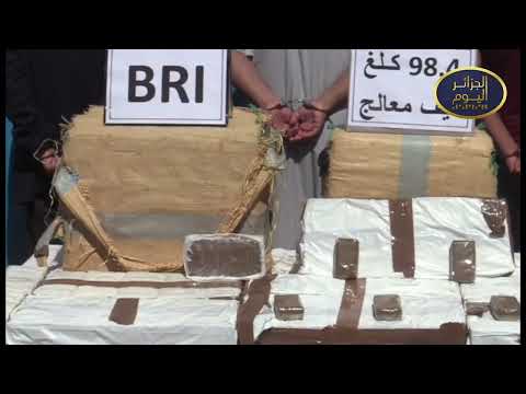 #شاهد أمن ولاية النعامة يطيح بعصابة ويحجز كميات كبيرة من المخدرات