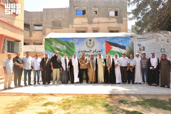 وجهاء قطاع غزة يشيدون بجهود المملكة الإنسانية