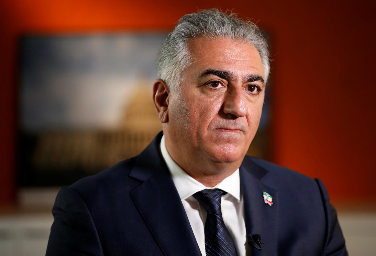 أنت عميل لإسرائيل .. رد صادم من نجل شاه إيران بشأن علاقته بالاحتلال