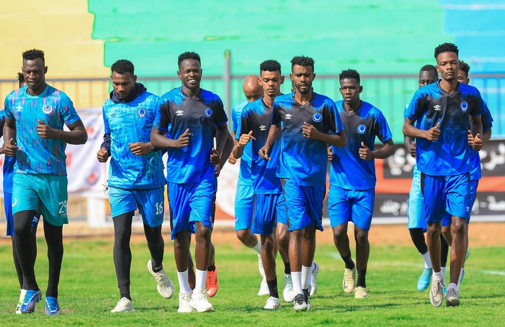 الهلال يختتم تحضيراته لمواجهة الأهلي مدني بمشاركة جميع نجومه