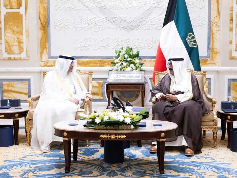 سمو الأمير يستقبل الأمين العام لمجلس التعاون الخليجي