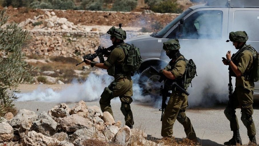 استشهاد فلسطيني وإصابة آخر برصاص الاحتلال شمال رام الله