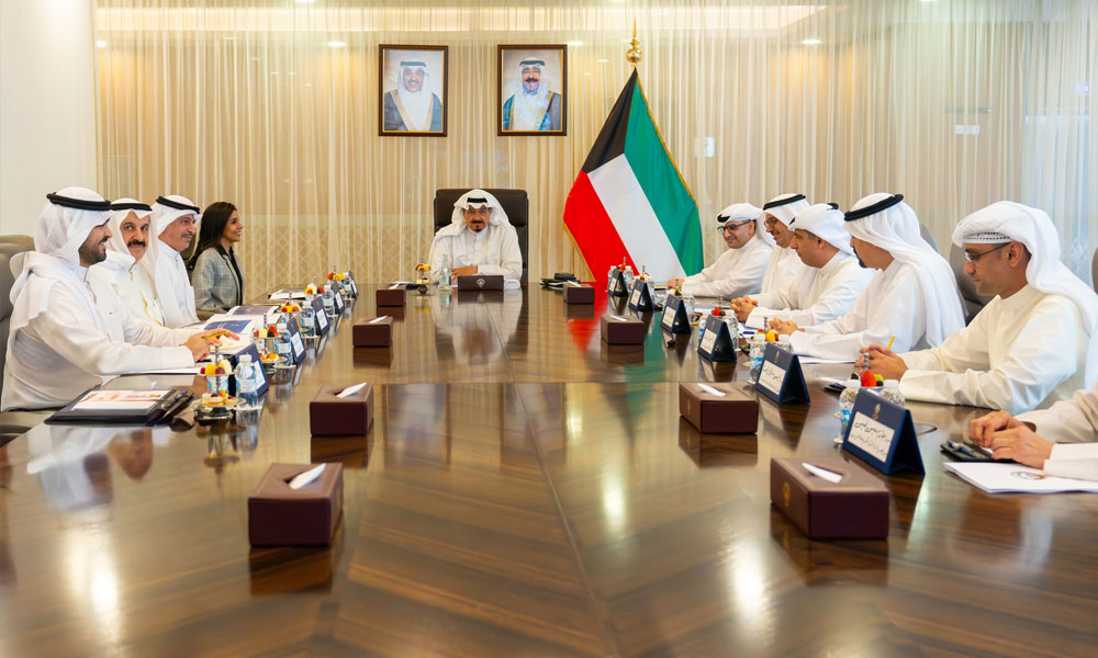 سمو رئيس مجلس الوزراء يترأس اجتماعا لبحث سبل تعزيز البنية التحتية