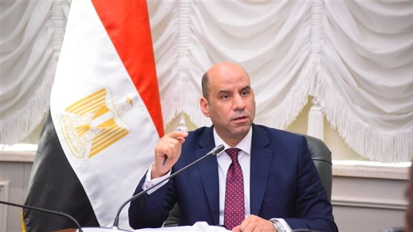حسن رداد لـ مكاتب التمثيل العمالي بالخارج: معكم لحظة بلحظة للاطمئنان على العمال المصريين