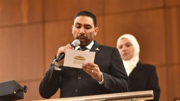 بعد واقعة الحسين.. النائب محمد جامع يطالب بالتحقق من هوية المنتقبات داخل المستشفيات