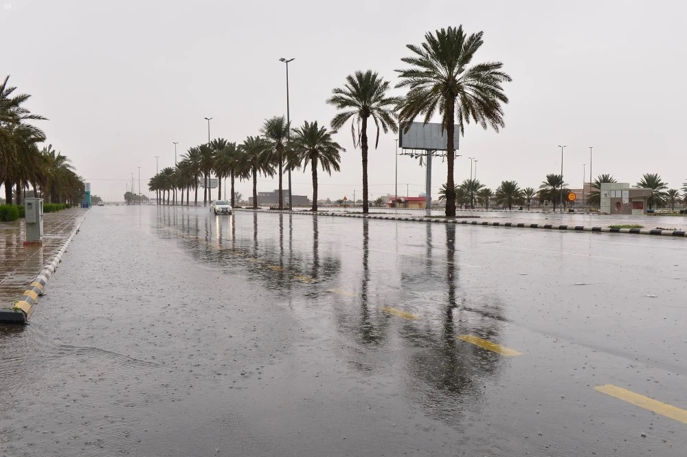 “الأرصاد”: سحب ممطرة على أجزاء من مكة وجازان وعسير