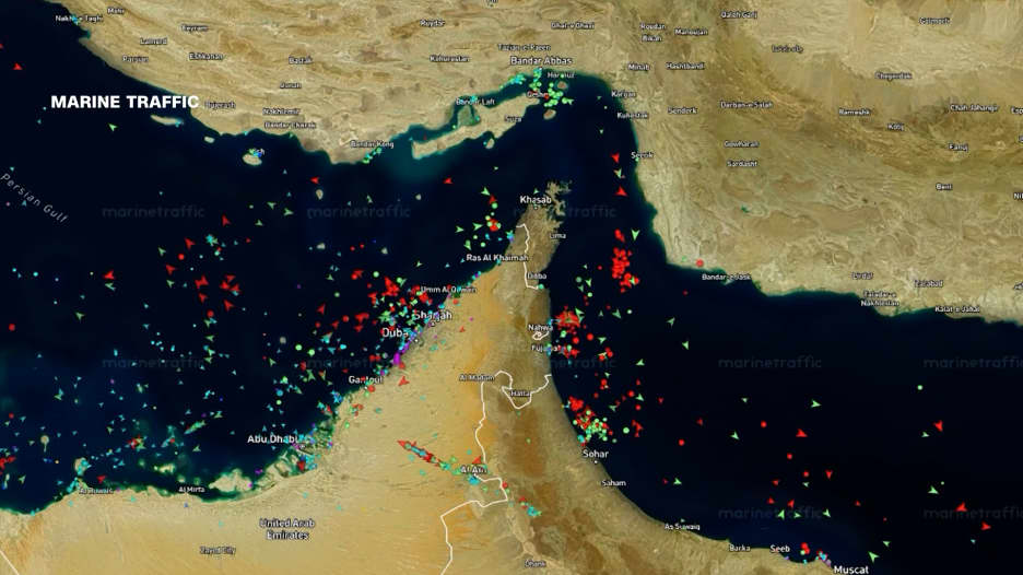 مقتل بحار هندي في إطلاق نار بمضيق هرمز استهدف سفينة متجهة إلى اليمن