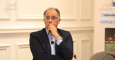 أشرف العشماوى: قرار دار الكتب بفرض رقابة على الكتب مسألة مرفوضة