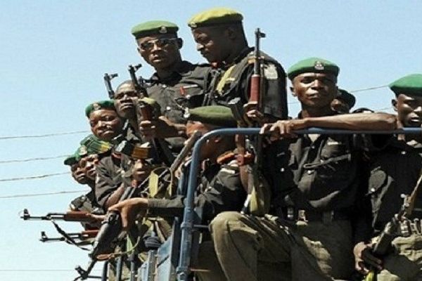 مصرع 21 شخصًا في هجوم مسلح وسط نيجيريا
