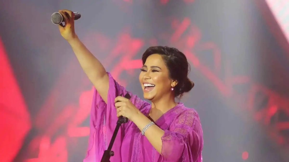 بعد عام من الأزمات.. شيرين عبد الوهاب تستعيد بريقها الغنائي