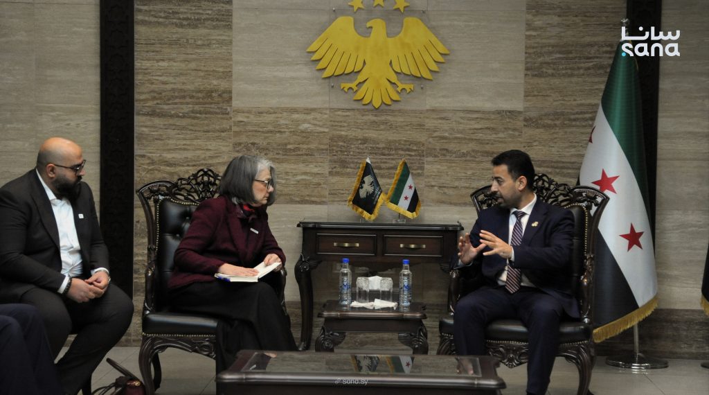 وزير الصحة يبحث تطوير آليات دعم القطاع الصحي في سوريا