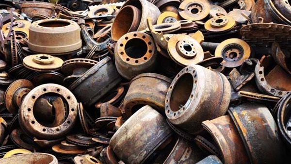 هذا النوع بـ 17 جنيها للكيلو، أسعار الخردة في السوق المحلية بختام تعاملات الأسبوع