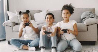 5 أبراج أطفالها محترفون فى الألعاب الإلكترونية