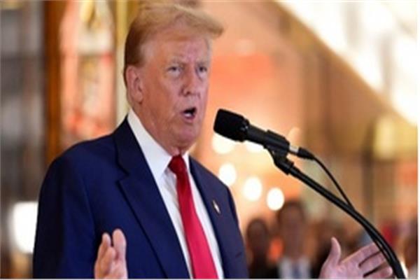 ترامب: مضيق هرمز سيفتح أمام الجميع فور توقيع الاتفاق مع إيران