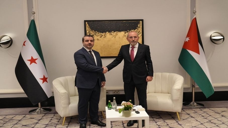 الصفدي يلتقي الشيباني قبيل اجتماعات مجلس التنسيق الأعلى الأردني السوري