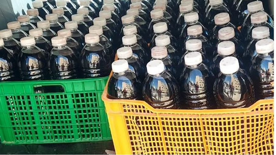 ضبط 750 لترًا من العصائر الرمضانية داخل مركبة وإتلافها...