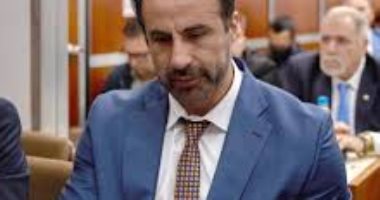 طبيب مارادونا يتهم بنات الأسطورة بالإهمال فى تسجيل يهز المحاكمة