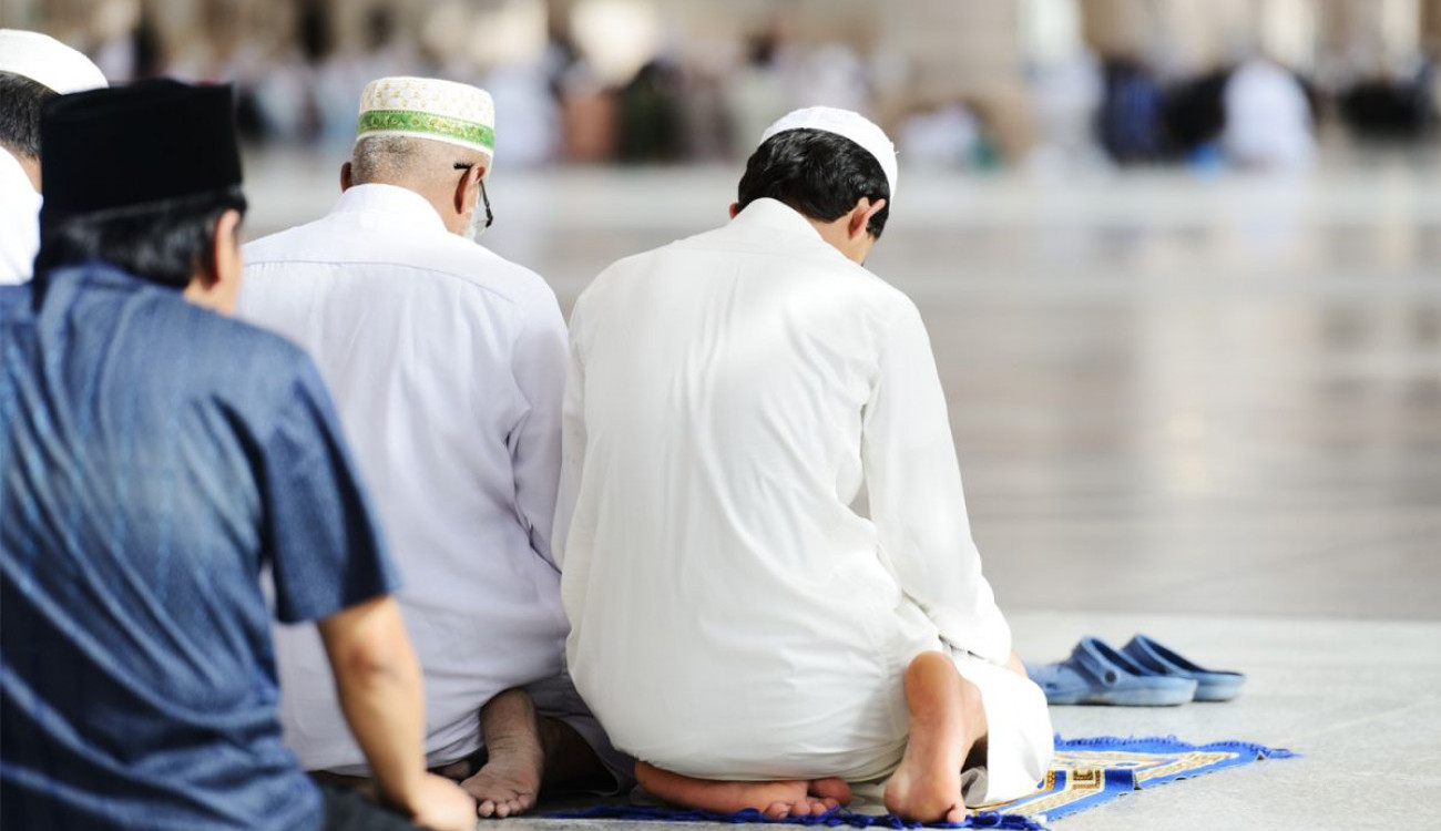 من ترك صلاة الجمعة بسبب النوم في عشر ذي الحجة.. احذر 3 عقوبات مضاعفة