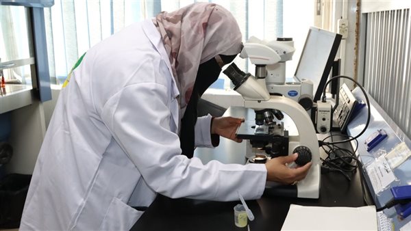 تحليل 31 ألفا و800 عينة مياه من محطات الفيوم لضمان جودة الإنتاج