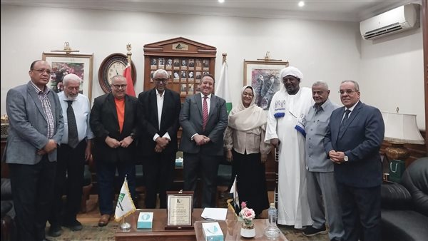 نقيب المهندسين: النقابة تضع كل إمكاناتها وخبراتها الفنية والمهنية في خدمة الأشقاء بالسودان