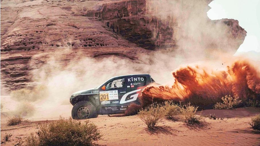 "تويوتا جازو ريسينغ" تهيمن: "فارياوا" وملاحه "كازاليه" يفوزان في باها الأردن