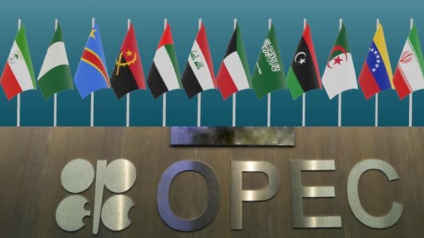 "أوبك +" تقرّ زيادة جديدة لإنتاج النفط رغم تعطل الإمدادات عبر هرمز