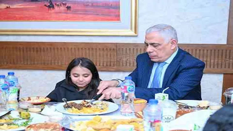 النائب العام يستقبل أطفال مستشفى 57357 على مأدبة إفطار شهر رمضان