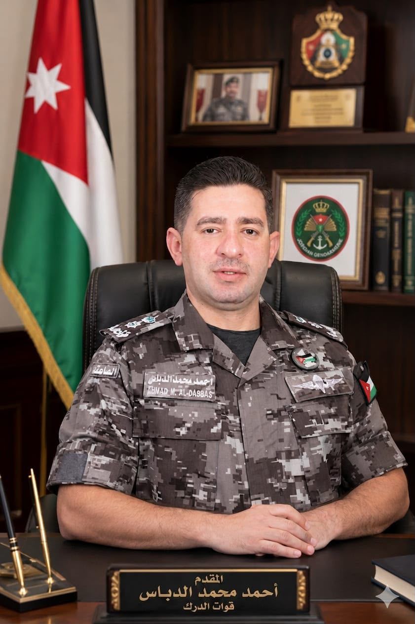 محمد العواملة يبارك لنسيبه المقدم أحمد الدباس الترفيع