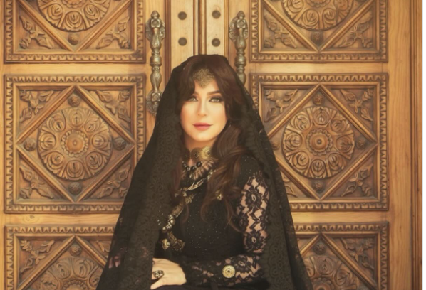 لماذا ارتدت سلاف فواخرجي الحجاب في إيران؟