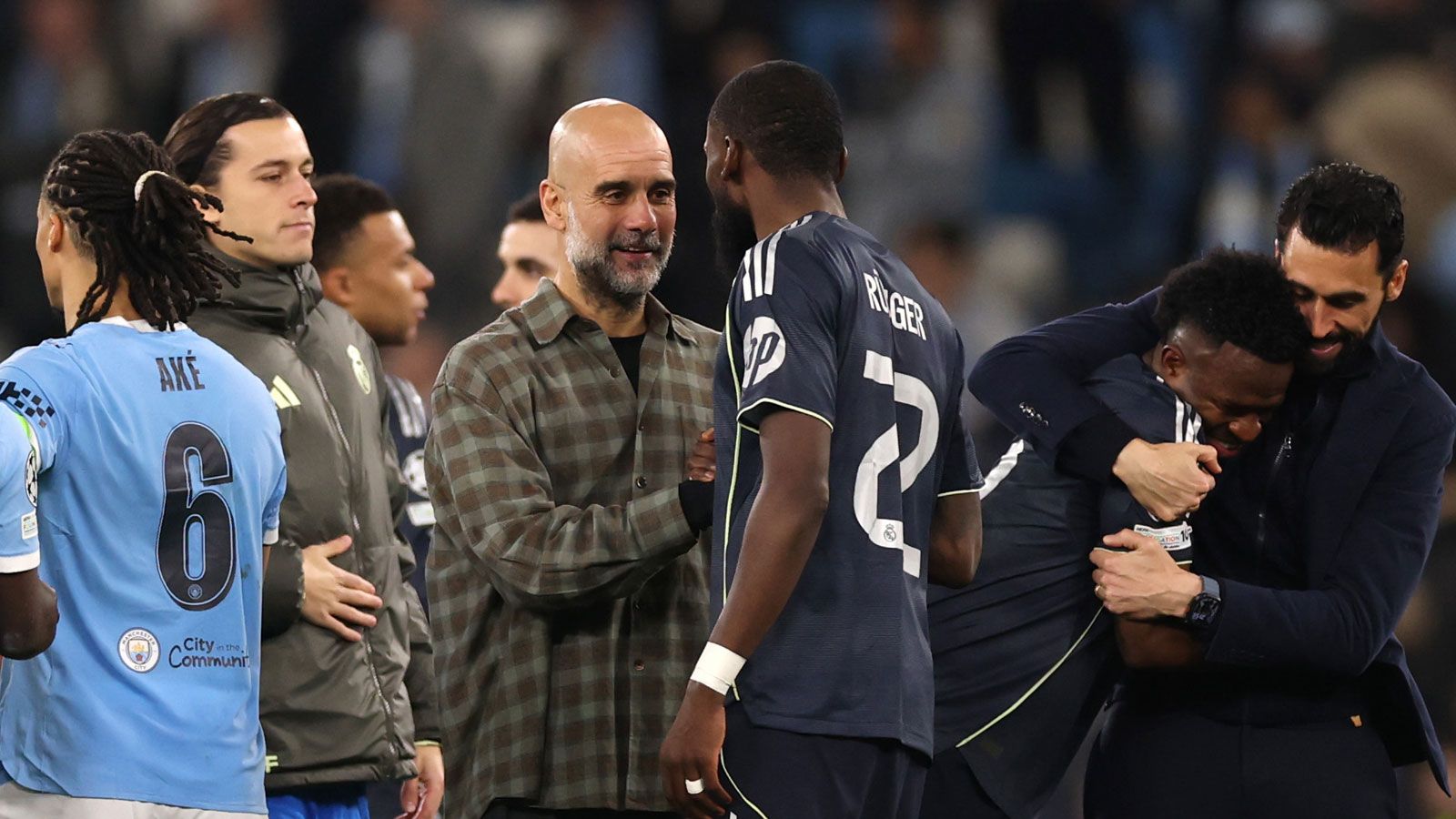 رد بيب جوارديولا بقبلة: أنطونيو روديجر يثير ضجة جديدة في ريال مدريد بمشهد غريب