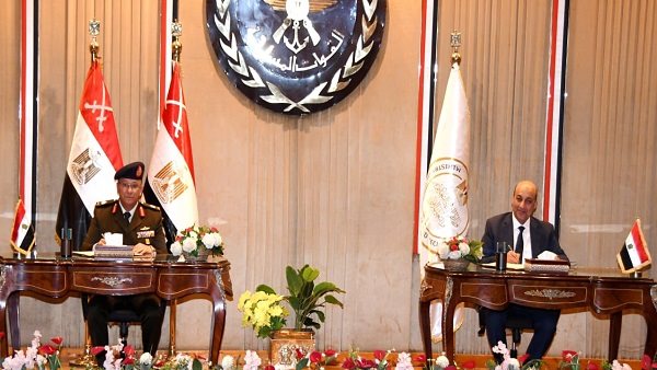 القوات المسلحة توقع بروتوكولا مع "التربية والتعليم" لتطوير المناهج الدراسية لضباط الصف
