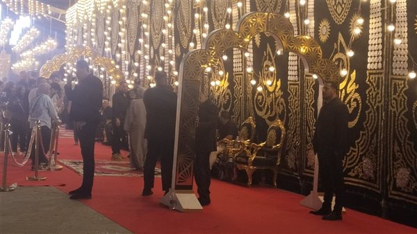 "بودي جاردات" لاستقبال المعزين في وفاة والد حمو بيكا بالبيطاش