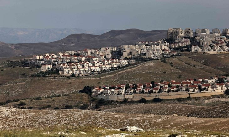 جو 24 : الغارديان: أدلة تكشف عن عرض عقارات مقامة على أراضي الفلسطينيين للبيع في مناسبة عقدت بلندن