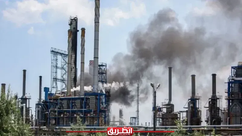 مؤسسة البترول الكويتية: اندلاع حرائق في مصفاة الأحمدي نتيجة استهداف مسيرة فجر اليوم