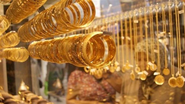 الذهب يتراجع 50 جنيهًا في السوق المحلية.. والأوقية قرب 5100 دولار