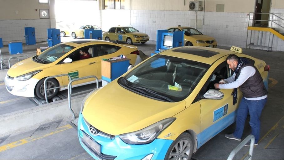 المواصفات: تعديل عدادات التاكسي وفقا للتعرفة الجديدة بدءا من الاثنين
