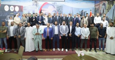 وزير العمل يحيي العمال المصريين بالسعودية: أنتم صورة مشرفة لمصر