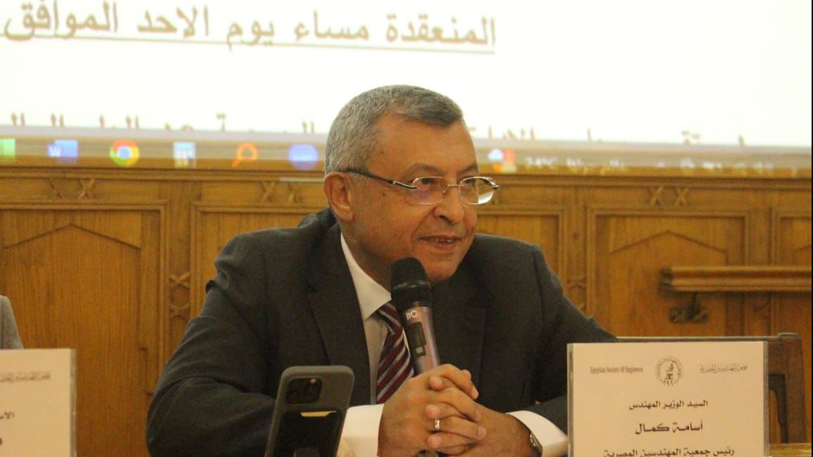 أسامة كمال : اضطراب مضيق هرمز قد يدفع النفط لمستويات قياسية