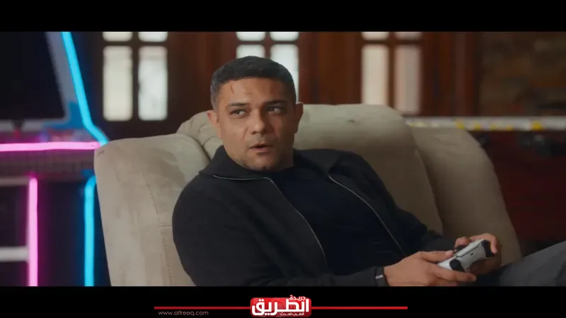 5 شخصيات لـ آسر ياسين ودينا الشربيني في مسلسل ”اتنين غيرنا”
