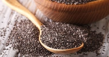 بينها بذور الشيا.. أطعمة تحتوى على الكالسيوم أكثر من الحليب