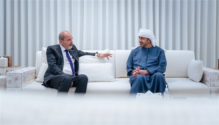عبدالله بن زايد ونظيره الأردني يناقشان التطورات المتصلة بوقف إطلاق النار بين أمريكا وإيران