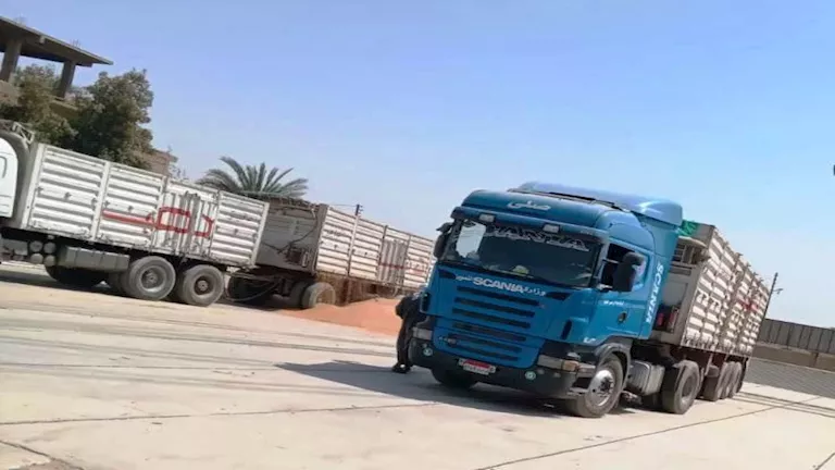 محافظ أسوان يعلن توريد أكثر من 142 ألف طن قمح للمواقع التخزينية بالمحا