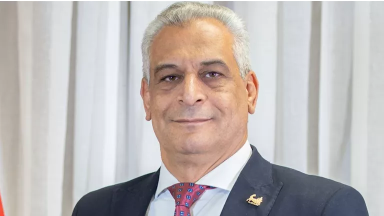 جمبلاط: مكافآت مرتبطة بالإنتاجية وتطوير العنصر البشري داخل الإنتاج الح