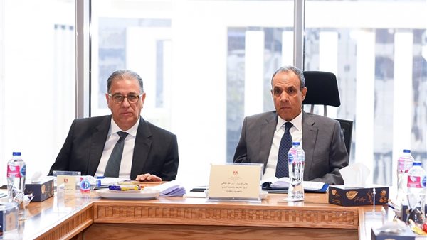 عبد العاطي يشارك في الاختبار الشفوي للمتقدمين لمسابقة التعيين بوزارة الخارجية (صور)