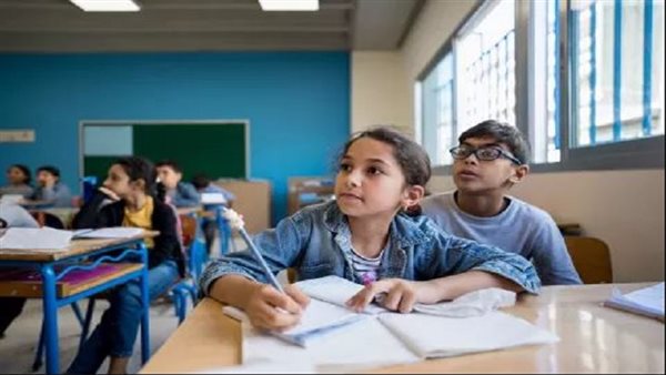 قرار جديد يهز المدارس.. مفيش نجاح بدون اختبار القراءة والكتابة|فيديو
