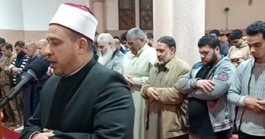 أداء صلاة التراويح وندوات عن فضل ليلة القدر بمساجد في كفر الشيخ