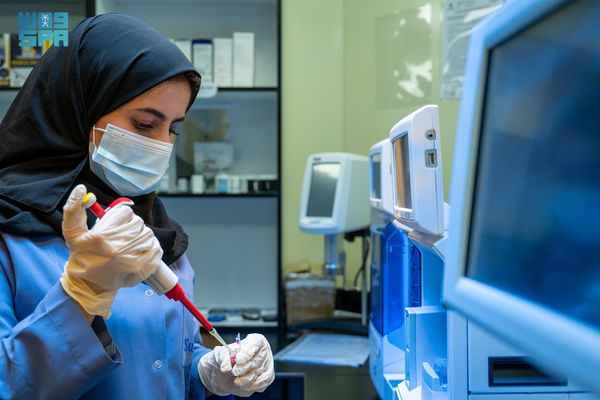 21 أبريل... يوم المرأة العالمي في الصناعة